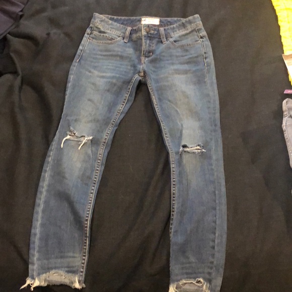 Free People Ripped skinny jeans - Picture 2 of 6